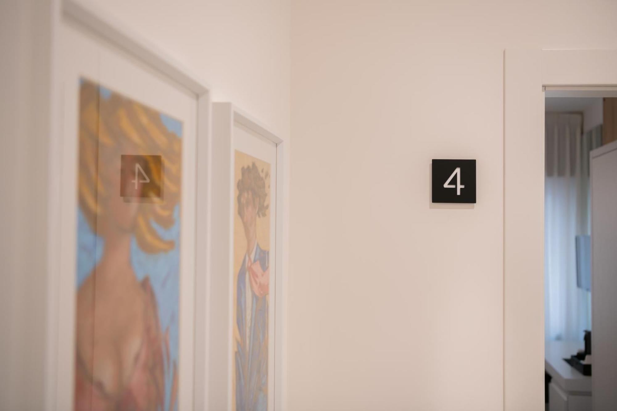 Lo Studio Di Viale Lo Re Camere & Caffe' Lecce Dış mekan fotoğraf